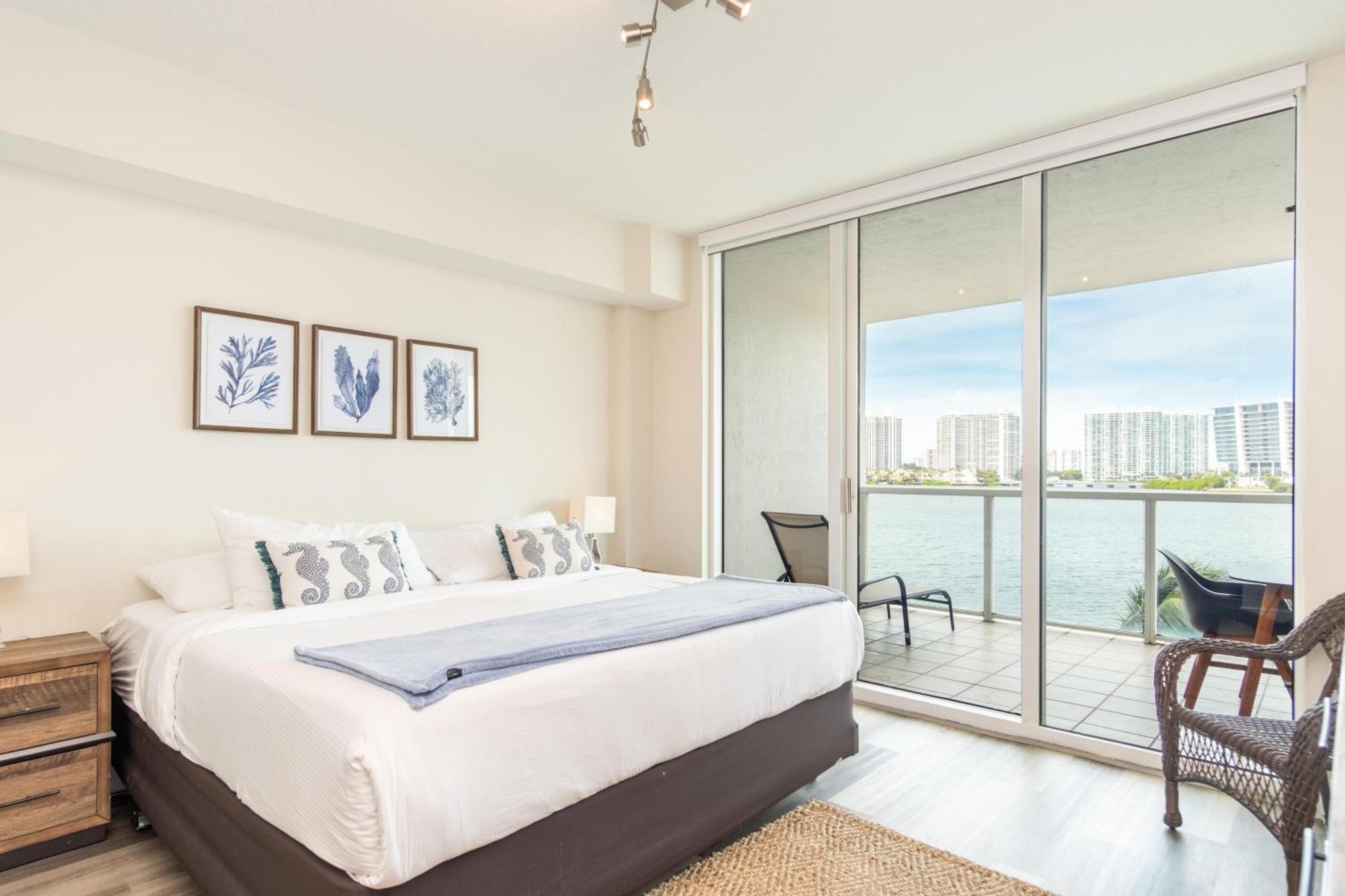Marina Bay 46 Miami Beach